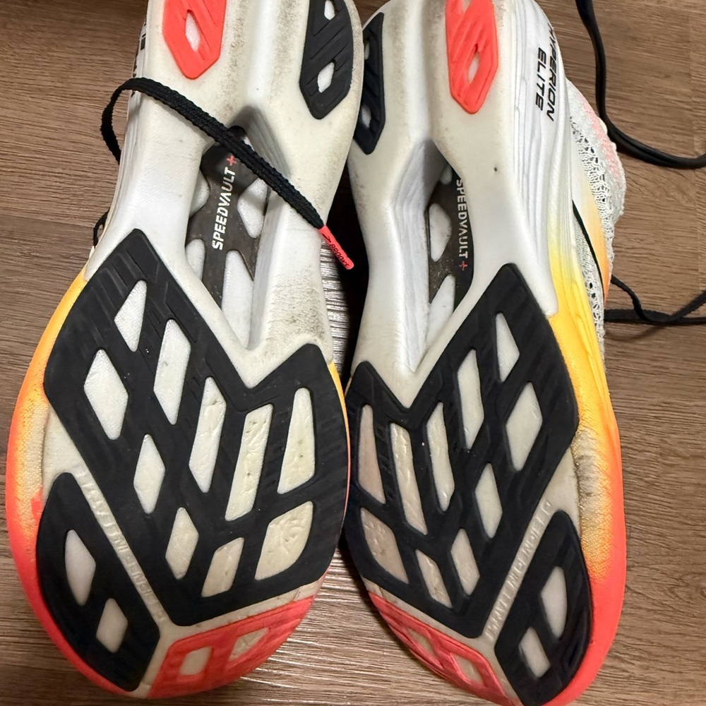 Brooks Hyperion Elite 4  Gradient Running Shoes in Red and Yellow - Picture 8 of 11